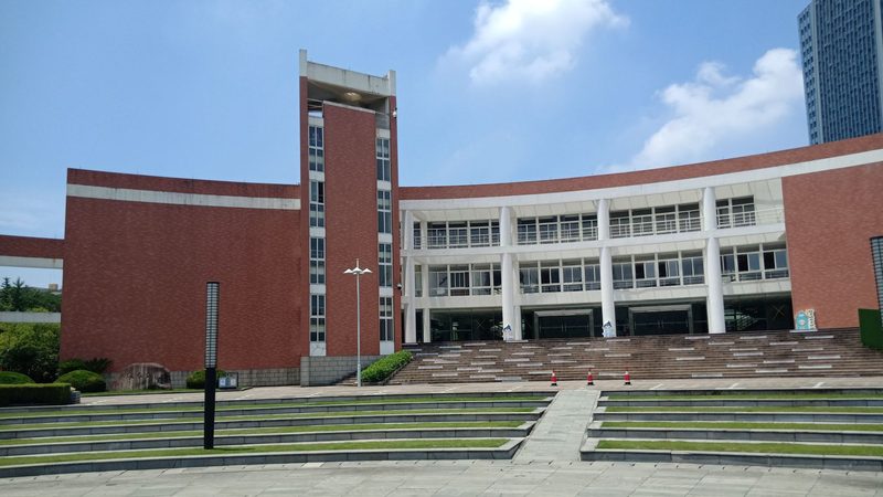 PCB钻孔孔径规格表：揭秘电子制造中的关键参数