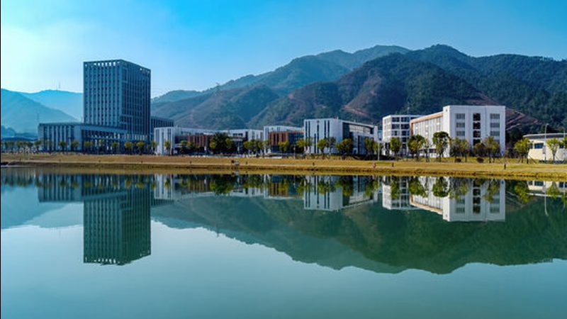 MLCC电容2025年价格趋势与选购要点解析